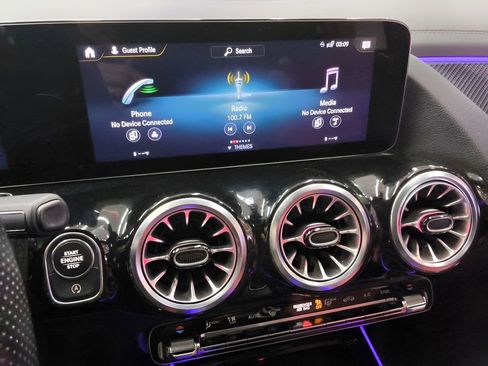 Used 2021 Mercedes-Benz GLA 45 AMG 4MATIC image 14