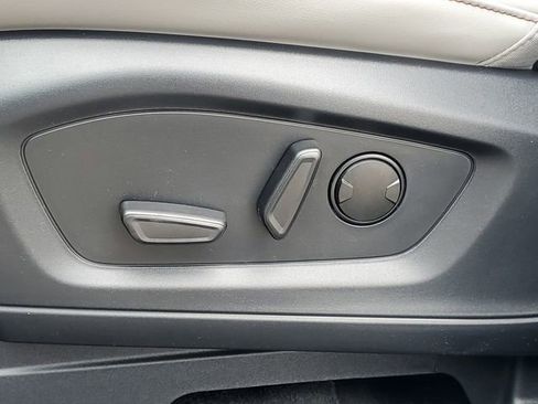 New 2026 Ford Explorer Active w/ Active Comfort Package image 12