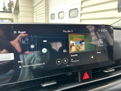 New 2026 Kia Carnival FWD image 18