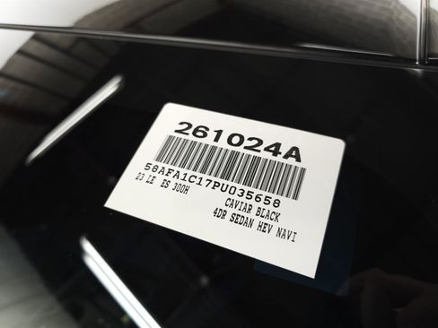 Used 2023 Lexus ES 300h Ultra Luxury w/ Accessory Package (Z2) FWD image 37