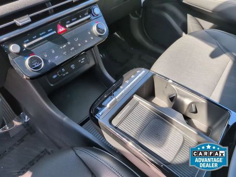 Certified 2025 Hyundai Tucson Limited AWD/4WD image 20