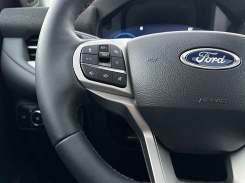 New 2026 Ford Explorer Active w/ Active Comfort Package image 31