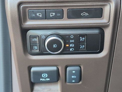 Used 2023 Ford F150 King Ranch w/ Equipment Group 601A High AWD/4WD image 33