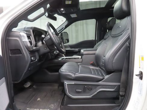 Used 2025 Ford F250 Platinum AWD/4WD image 11