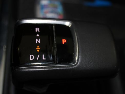 Used 2022 GMC Sierra 1500 SLT AWD/4WD image 31