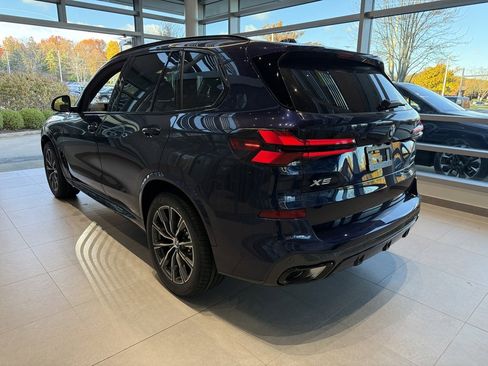 New 2026 BMW X5 xDrive40i w/ M Sport Package image 4