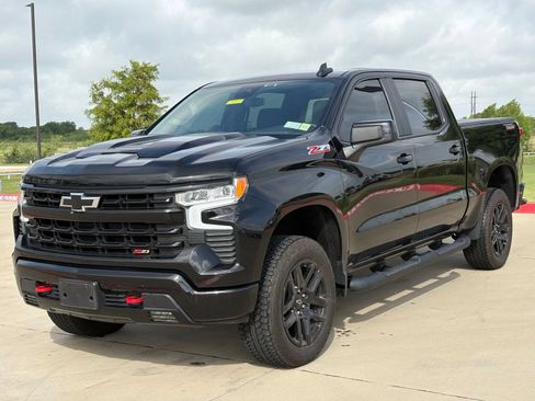 Certified 2024 Chevrolet Silverado 1500 LT Trail Boss w/ Convenience Package II AWD/4WD image 3