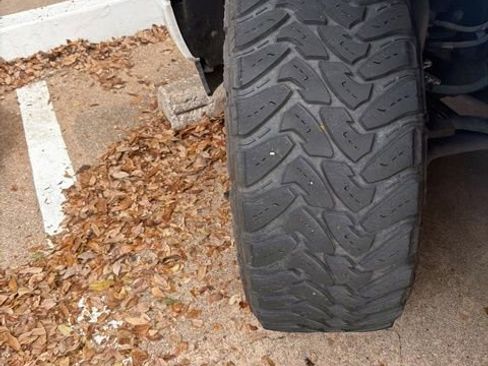 Used 2024 Chevrolet Silverado 1500 RST image 17