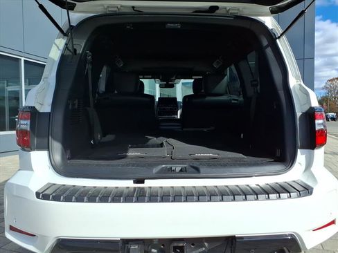 Certified 2023 Nissan Armada SL w/ Midnight Edition Package image 17