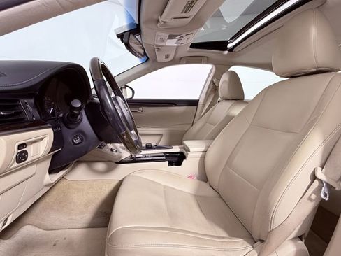 Used 2013 Lexus ES 350 Premium w/ Premium Pkg image 14