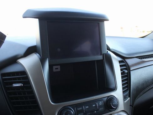 Used 2019 GMC Yukon XL Denali image 16