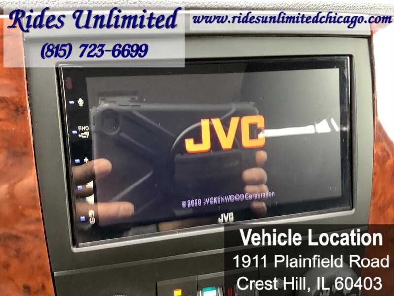 Used 2013 Chevrolet Avalanche LS RWD image 18