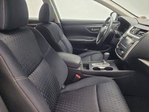 Used 2017 Nissan Altima 2.5 SV w/ Convenience Package image 21