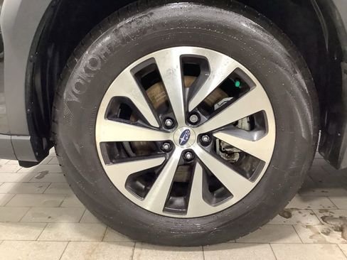 Used 2025 Subaru Outback Premium image 22