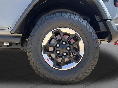 Used 2021 Jeep Wrangler Unlimited Rubicon AWD/4WD image 10