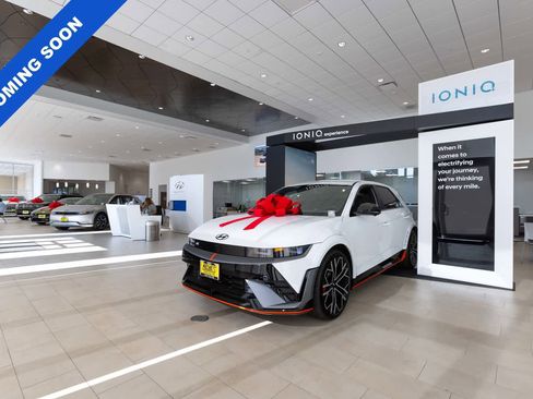 Used 2024 Hyundai Ioniq 5 SEL image 25