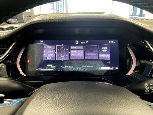 Used 2023 Jeep Grand Cherokee Trailhawk image 24