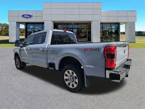 Certified 2024 Ford F350 Lariat w/ Lariat Ultimate Package AWD/4WD image 4