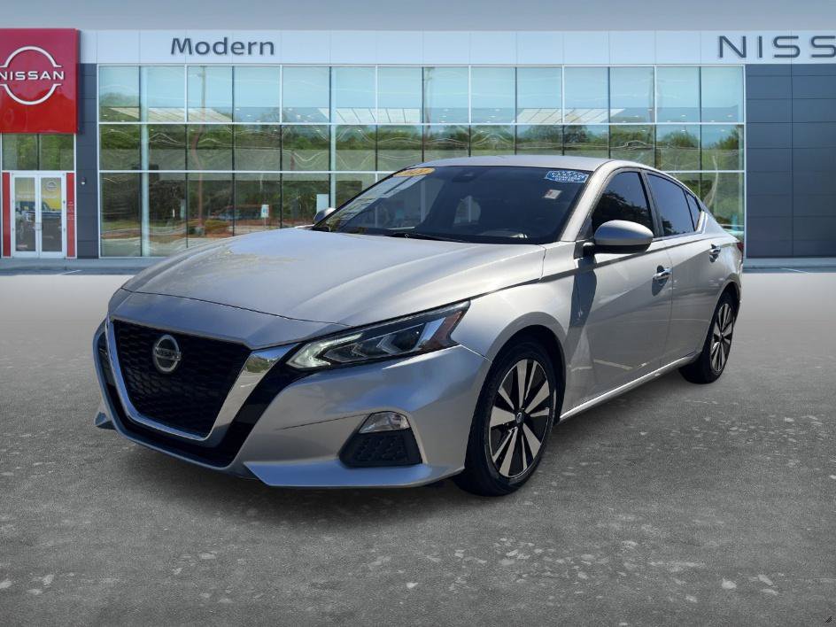 Used 2021 Nissan Altima 2.5 SV FWD image 1