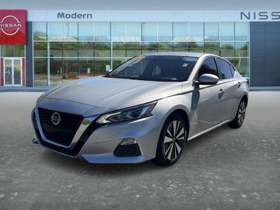 Used 2021 Nissan Altima 2.5 SV