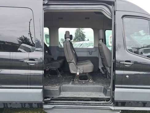 Used 2018 Ford Transit 350 XLT image 14