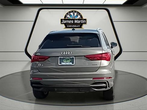 Used 2023 Audi Q3 2.0T Premium image 5