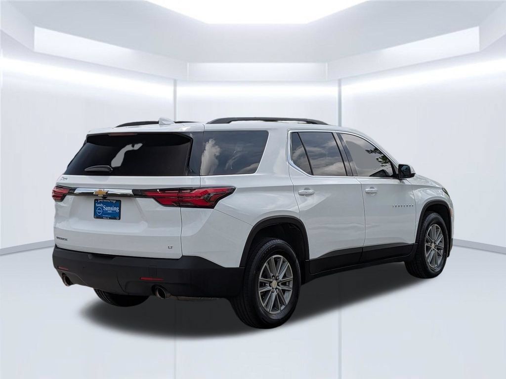 Used 2023 Chevrolet Traverse LT FWD image 6