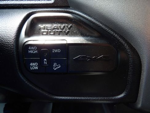Used 2024 RAM 2500 Big Horn w/ Off Road Package AWD/4WD image 23