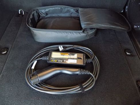 Certified 2023 Jeep Wrangler Unlimited Sahara image 34