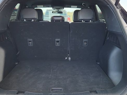 Certified 2025 Ford Escape ST-Line Select AWD/4WD image 19