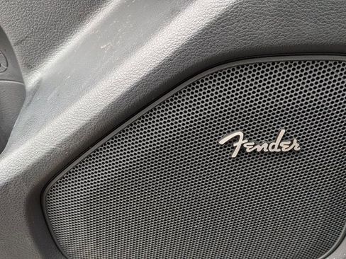 Certified 2024 Nissan Frontier SL w/ Technology Package image 14