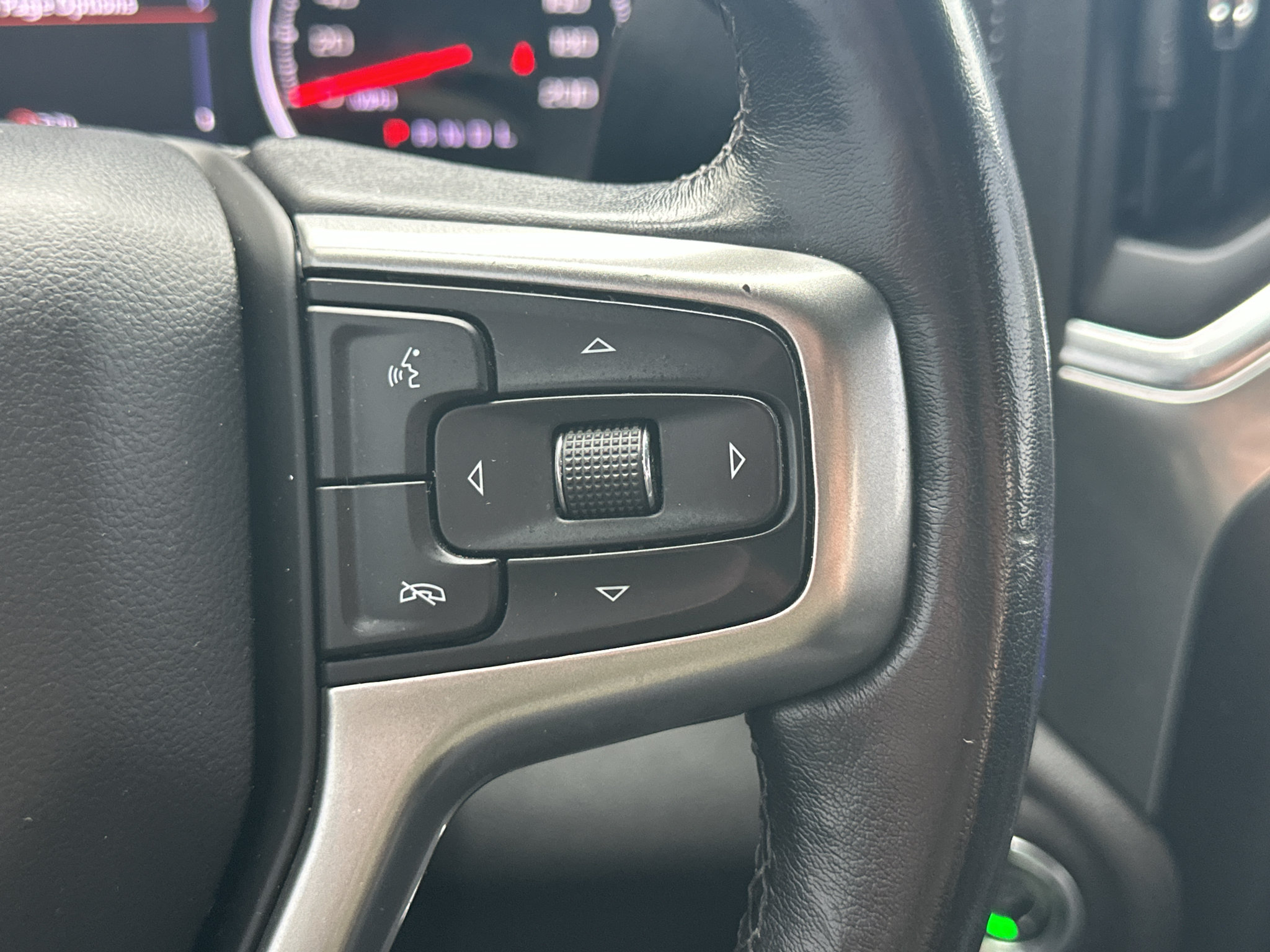 Used 2021 Chevrolet Silverado 1500 LT Trail Boss w/ Safety Package AWD/4WD image 10