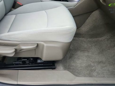 Used 2018 Chevrolet Malibu LT w/ Driver Confidence Package FWD image 25