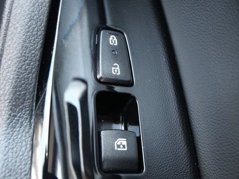 Used 2024 Kia Sportage EX FWD image 23