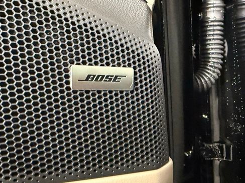 New 2025 Porsche Macan Electric image 29