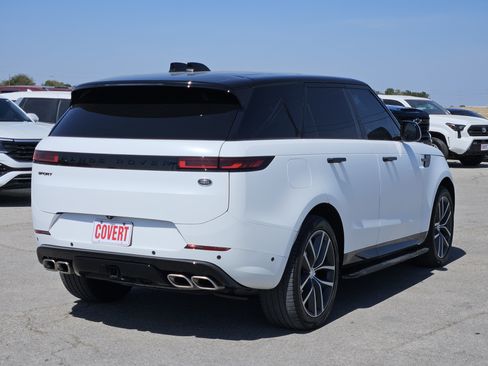 Used 2023 Land Rover Range Rover Sport First Edition AWD/4WD image 5