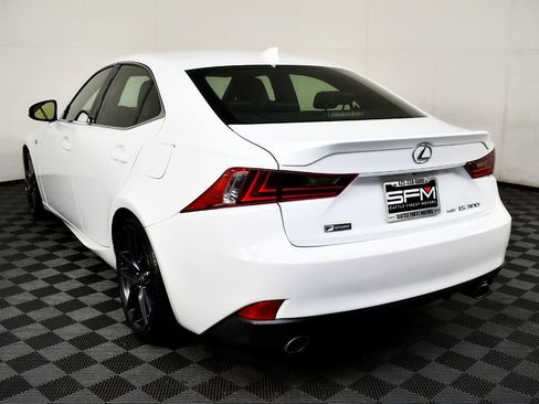 Used 2016 Lexus IS 300 AWD image 16