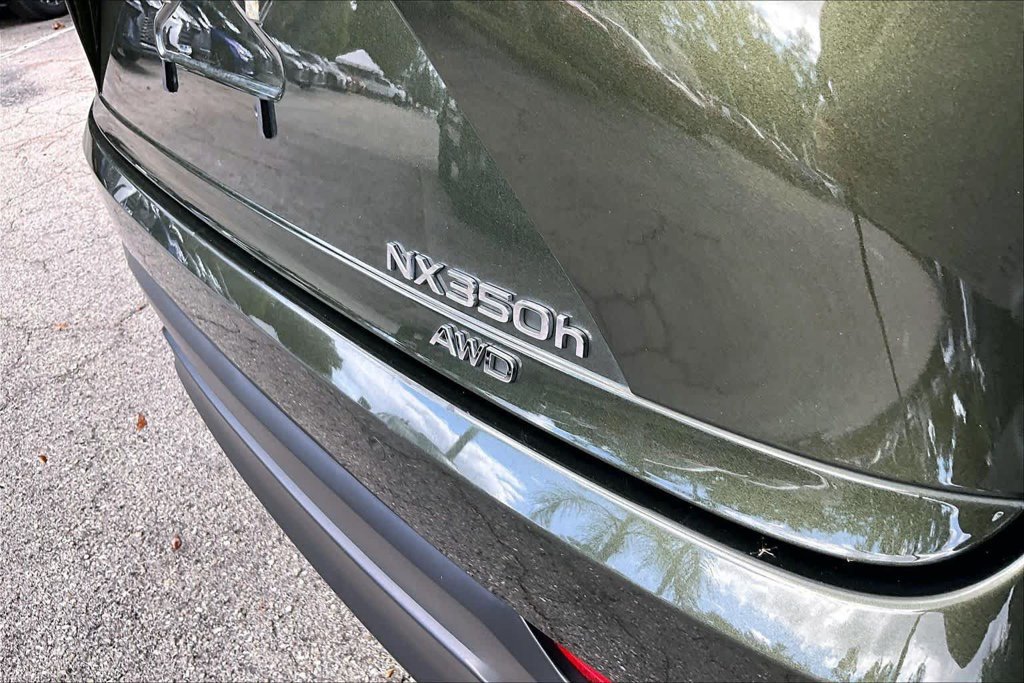 Used 2023 Lexus NX 350h AWD image 9
