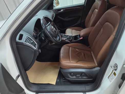 Used 2012 Audi Q5 2.0T Premium Plus w/ Premium Plus Pkg image 12