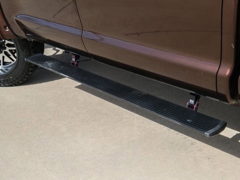 Used 2017 Toyota Tundra 1794 Edition image 28