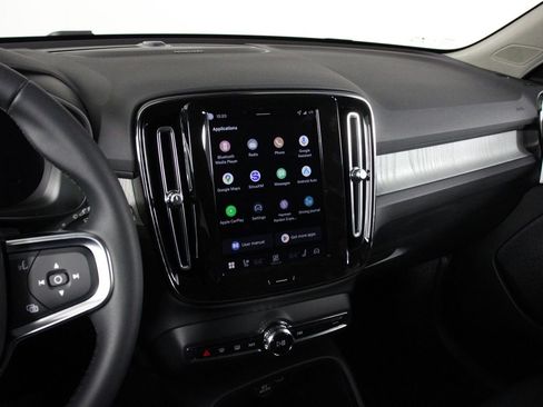 New 2026 Volvo XC40 B5 Ultra image 6