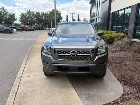 Used 2022 Nissan Frontier SV RWD image 11
