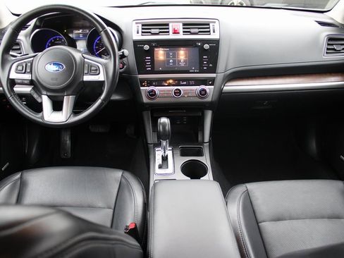 Used 2017 Subaru Outback 2.5i Limited image 25