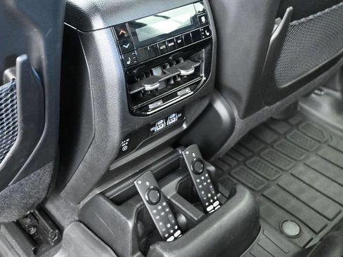 Used 2024 Chevrolet Trax LS FWD image 16
