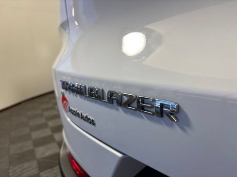 Used 2023 Chevrolet TrailBlazer LT FWD image 8