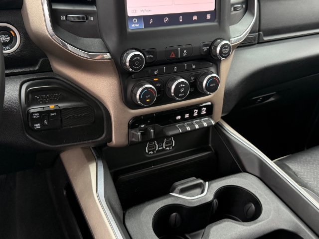 Used 2022 RAM 2500 Laramie w/ Protection Group AWD/4WD image 17