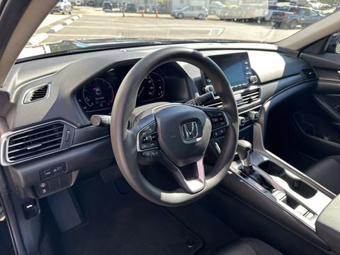 Used 2019 Honda Accord LX image 18