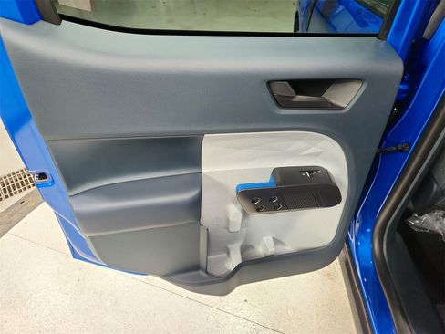 New 2025 Ford Maverick XLT w/ XLT Luxury Package image 35