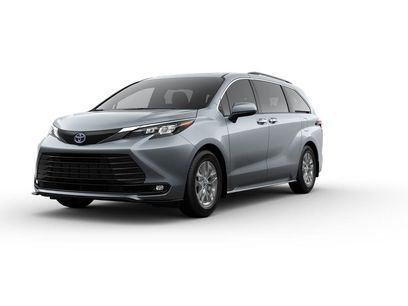 New 2025 Toyota Sienna XLE