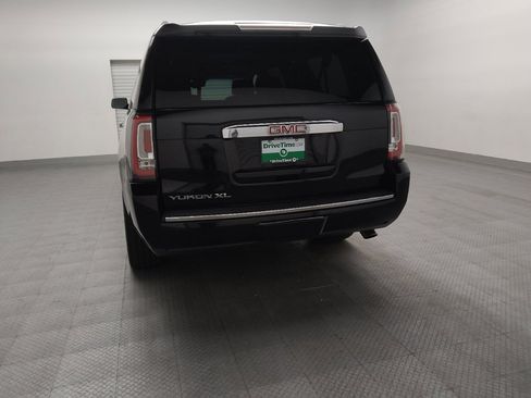 Used 2019 GMC Yukon XL Denali w/ Denali Ultimate Package AWD/4WD image 6